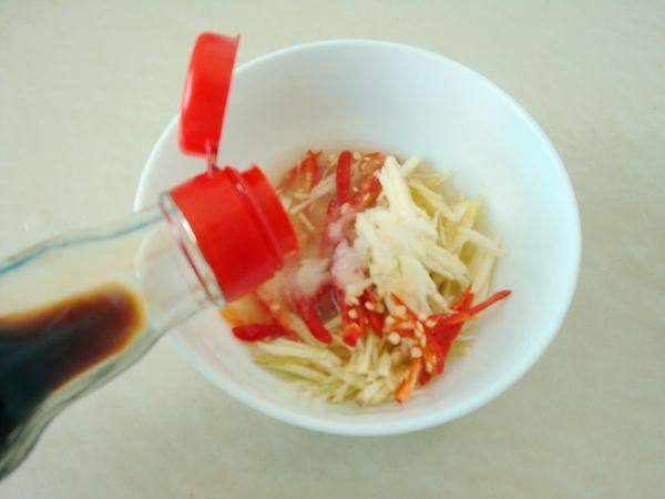 洋葱拌西芹步骤8