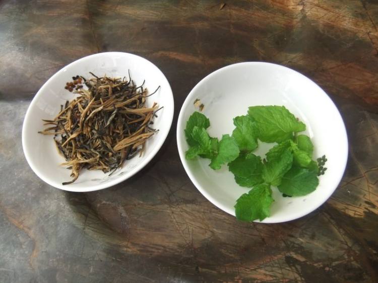 薄荷红茶步骤1