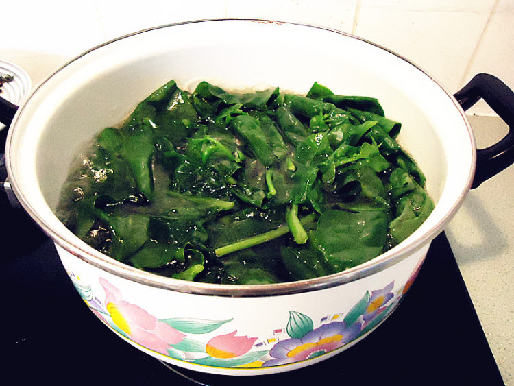 白焯潺菜步骤4