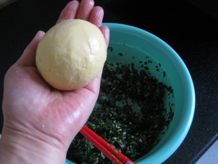 荠菜馅菜饽饽步骤8