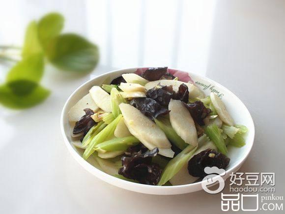 山药木耳炒芹菜