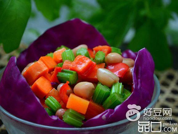 芹菜拌花生