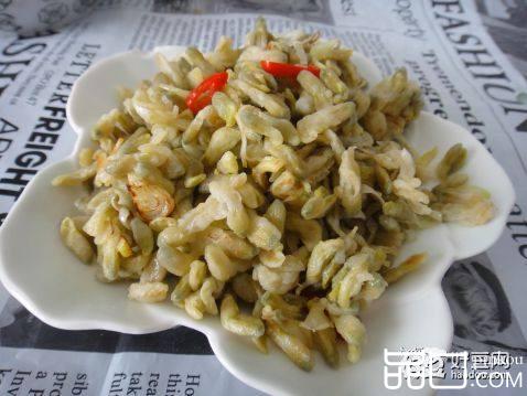 炒制粉蒸槐花
