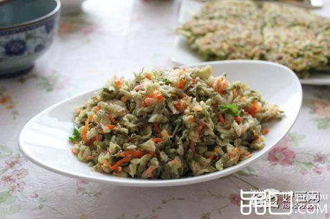 炒蒸槐花胡萝卜