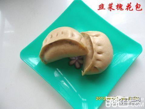 韭菜槐花包