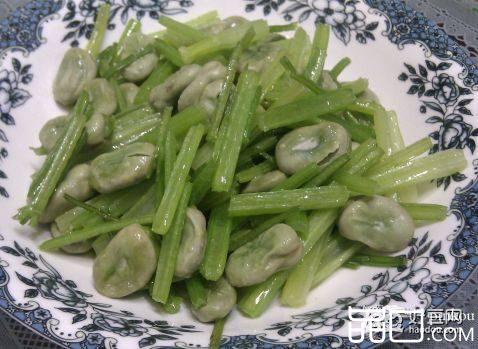 芹菜炒蚕豆