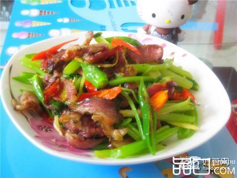 干牛肉炒芹菜
