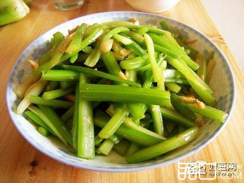 蒜炝芹菜