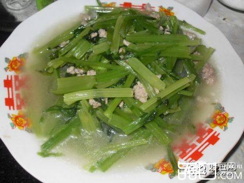 芹菜炒肉糜
