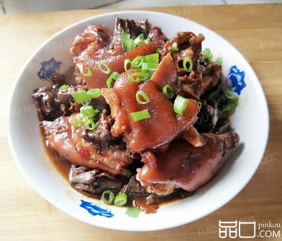 笋干烧猪脚