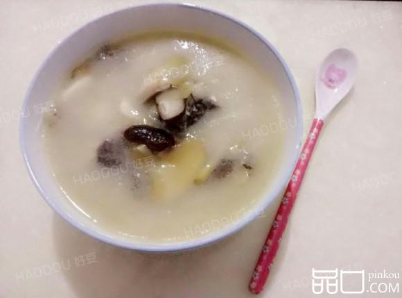 香菇鲫鱼汤