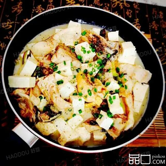 胡椒豆腐鲤鱼汤