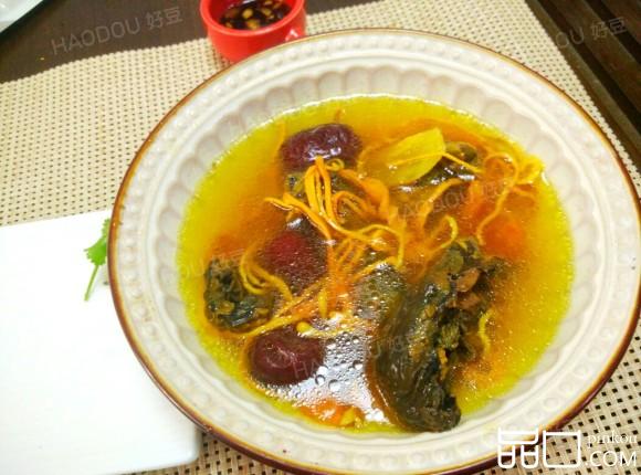 乌鸡炖虫草花