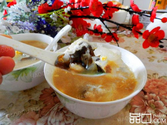 白菜木耳疙瘩汤
