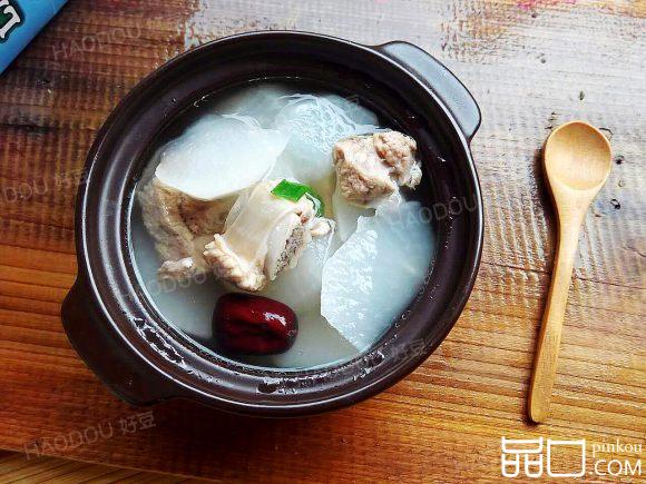 西洋参萝卜排骨汤