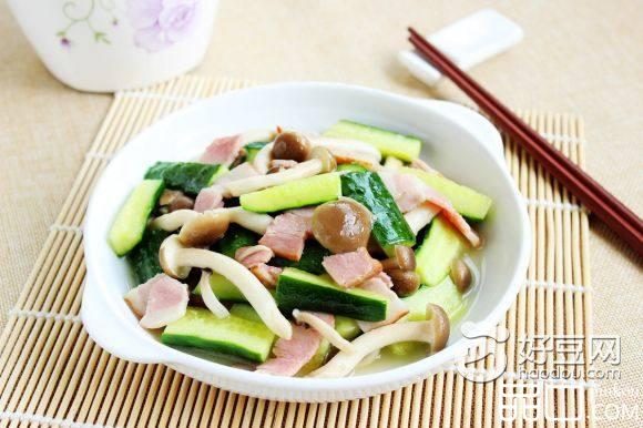 黄瓜九道菇炒培根
