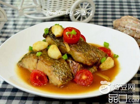 蒜籽烧黑鱼