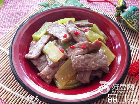莴笋炒牛肉