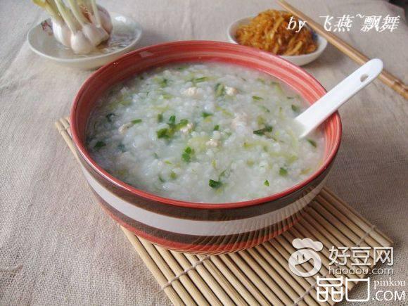 豌豆尖鸡肉粥