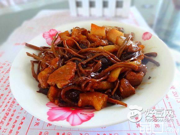茶树菇烧肉