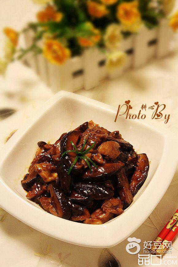 香菇丝炒鸡腿肉