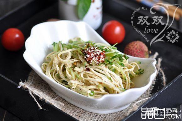 凉拌黄瓜豆腐皮