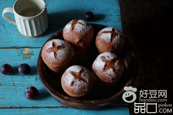 可可巧克力杯子面包