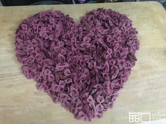 蝴蝶结面