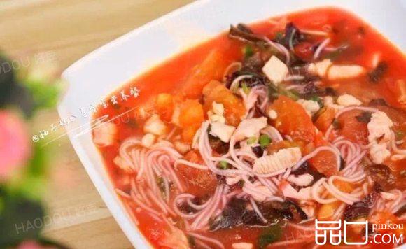 粉红鸡肉面