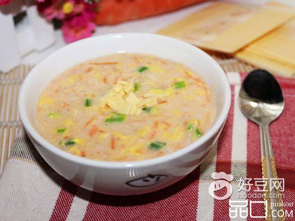 胡萝卜奶酪燕麦粥
