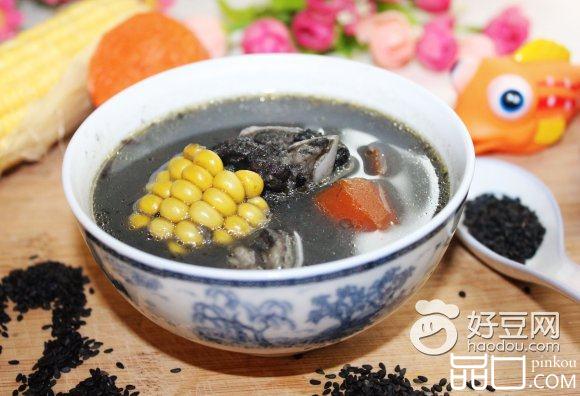 黑芝麻鲫鱼汤