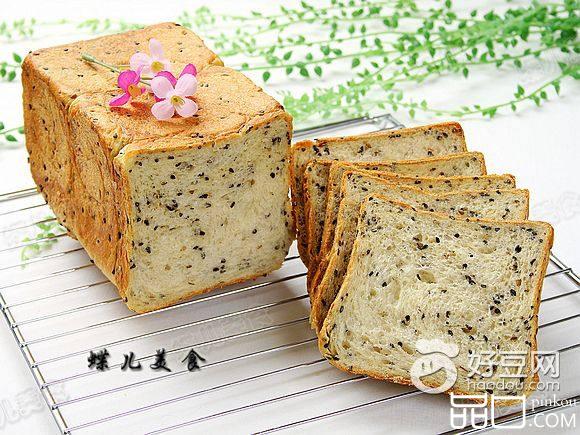 黑芝麻蛋奶土司