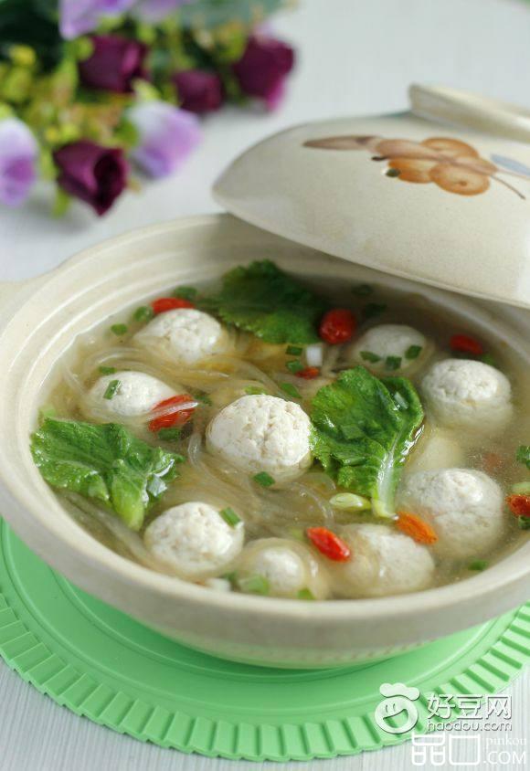 砂锅鸡肉丸