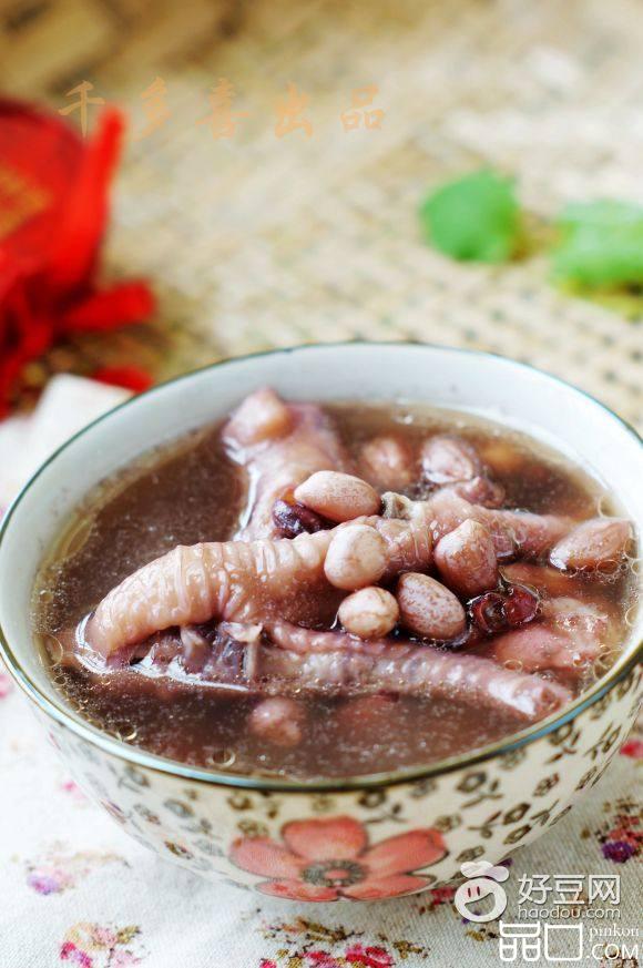 红豆花生米凤爪汤