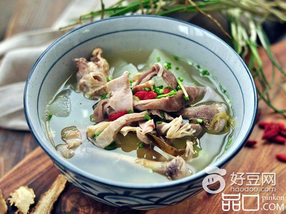 茯苓肚煲鸡