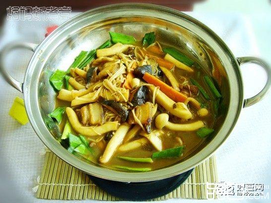干锅什菌五花腩