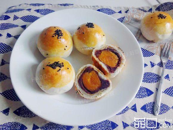红豆蛋黄酥