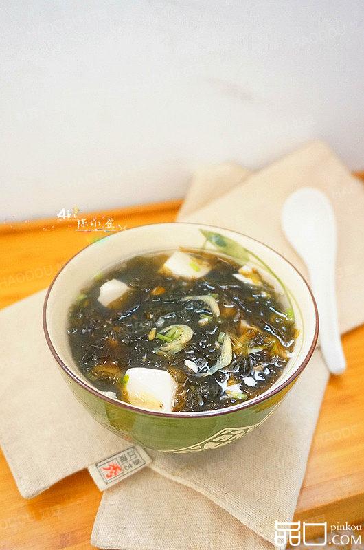 虾皮紫菜豆腐汤