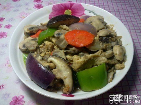 蘑菇炒鸡肉