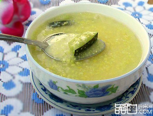 南瓜玉米渣粥
