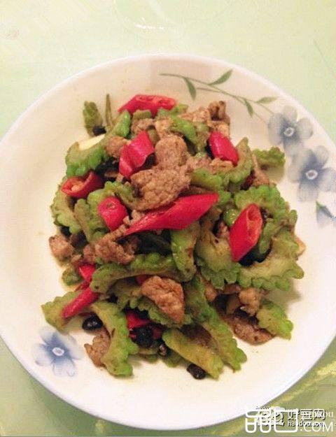 肉片炒苦瓜