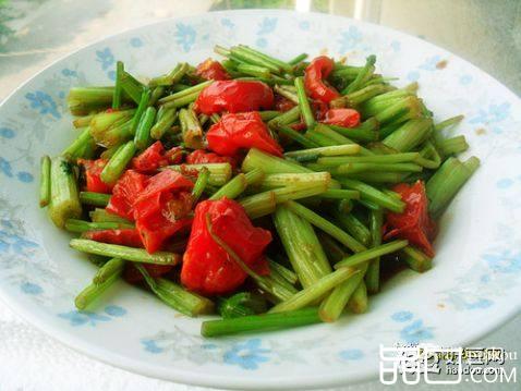 西红柿炒芹菜