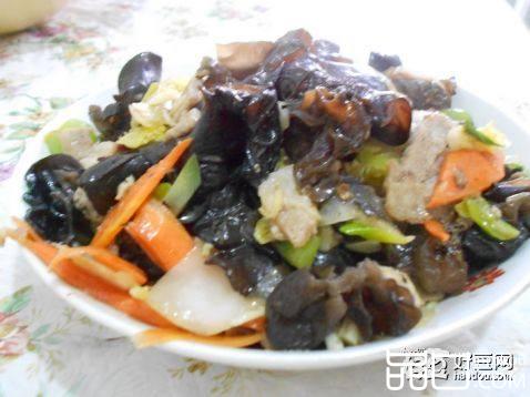 炒木耳白菜片