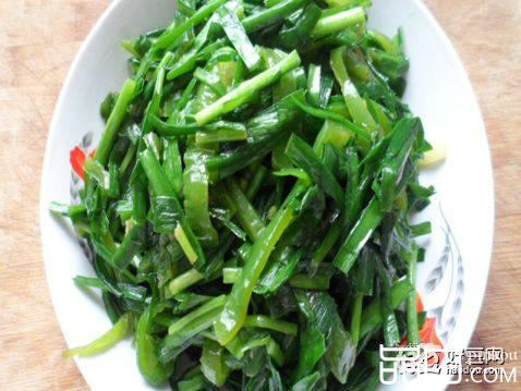 韭菜炒辣椒
