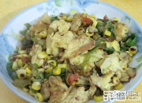 鸡蛋玉米炒青椒