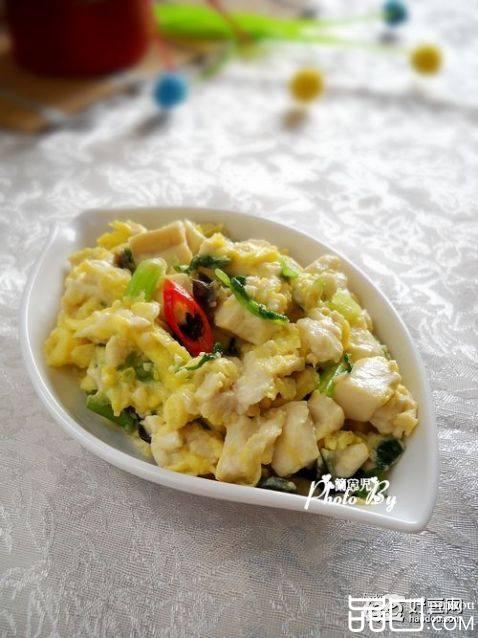 小炒芹菜豆腐