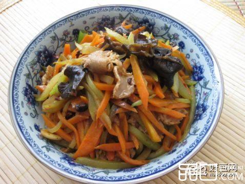 莴笋丝炒肉