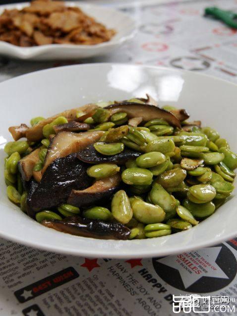 香菇烩黑豆