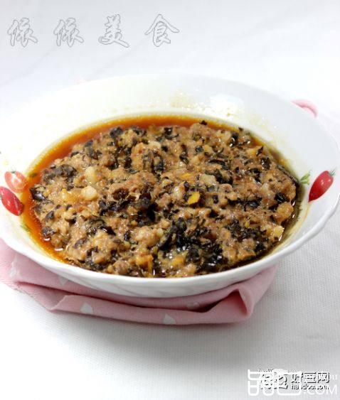 黑木耳肉饼