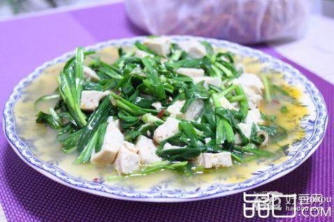 韭菜辣炒豆腐